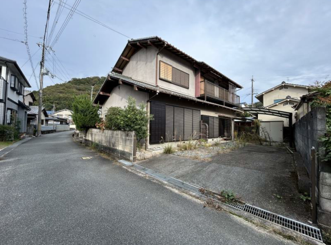 姫路市菅生台　広々ゆったりとした約22.5帖のLDK♪閑静な住宅街♪駐車4台可能♪